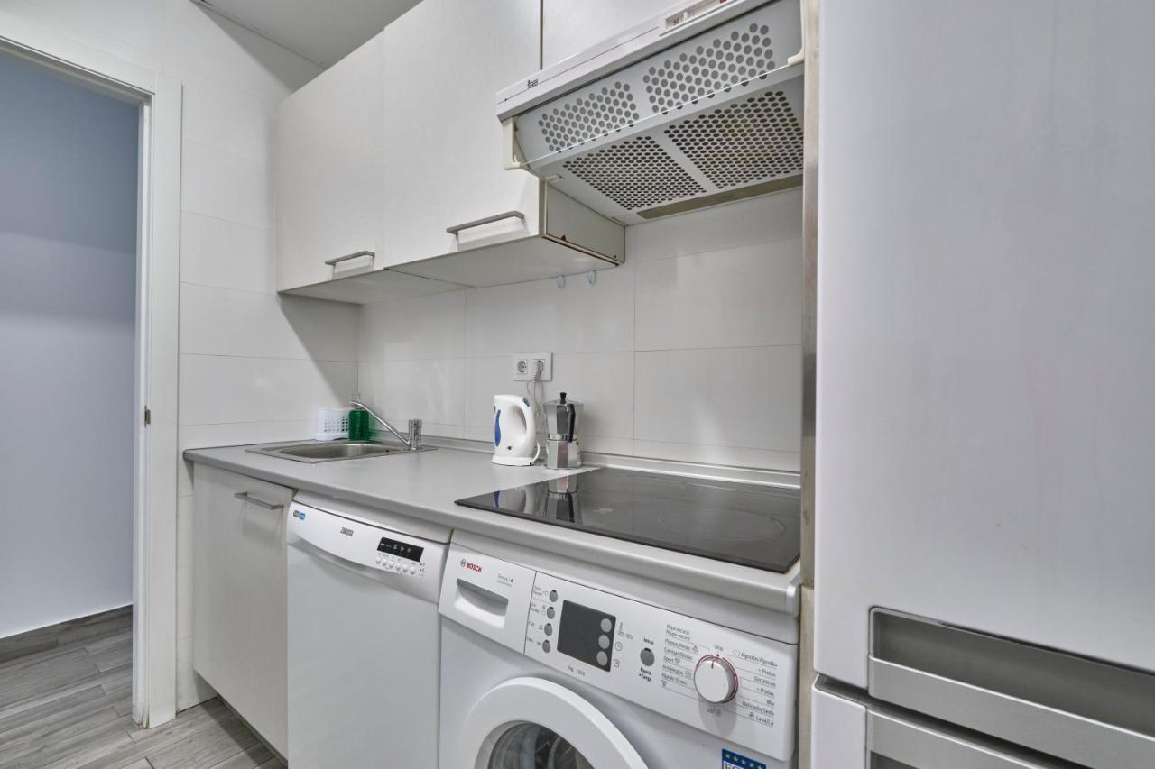 Nunez De Arce Habitaciones Madrid Exterior photo